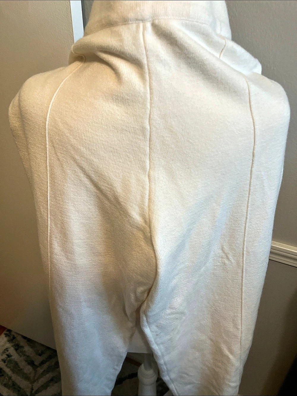 Cream Lounge Pants Like New